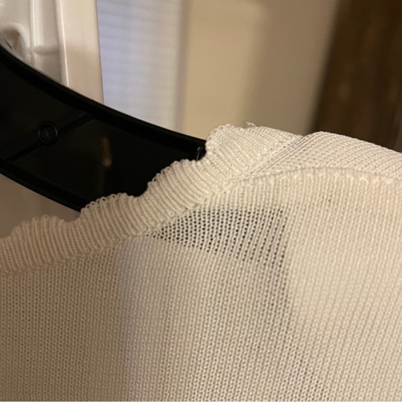 Escada Cardigan! - Picture 5 of 7